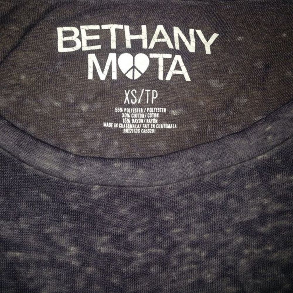 Box Graphic Tee - Picture 3 of 3